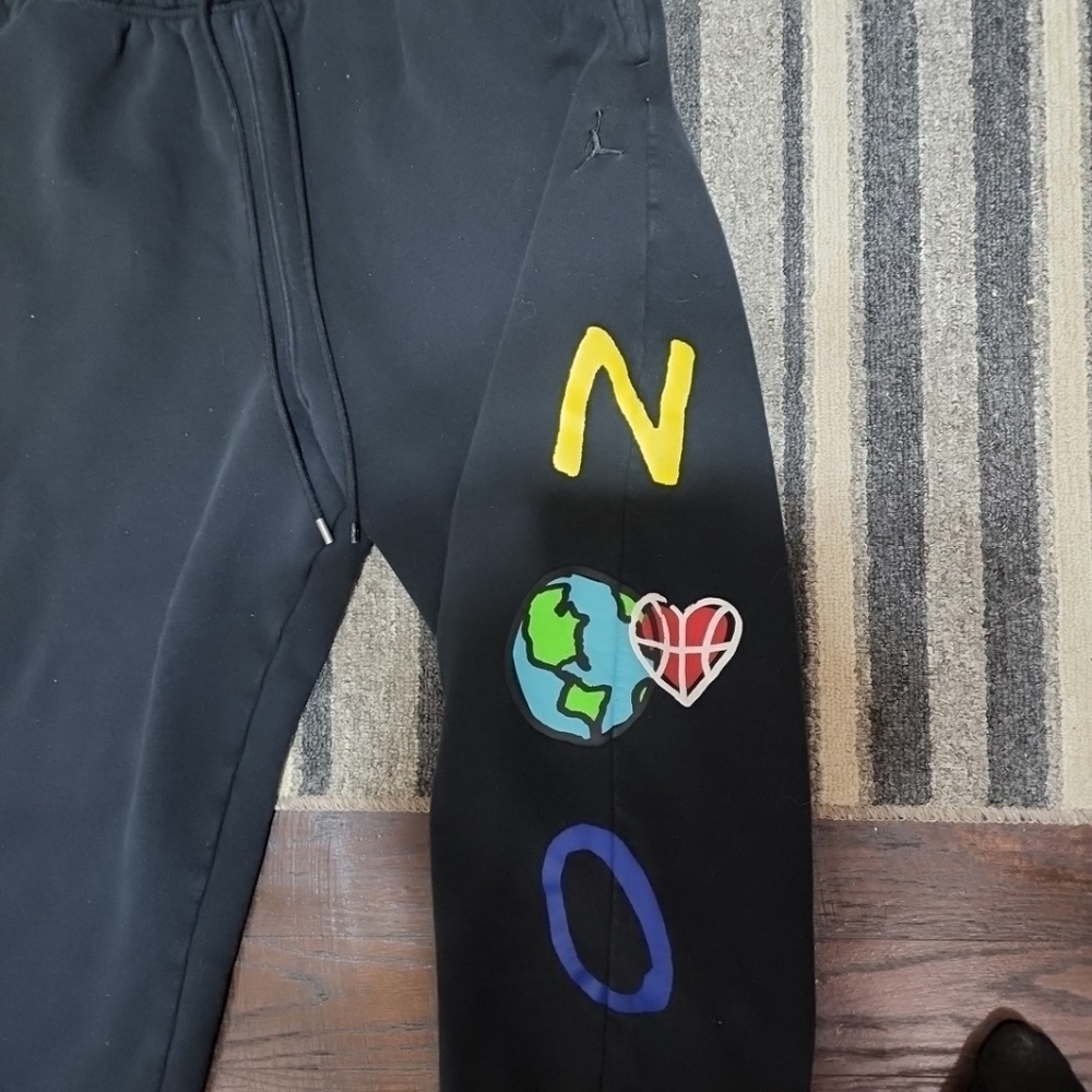 Jordan Rare!! Joggers. Size XXL - Picture 3 of 7